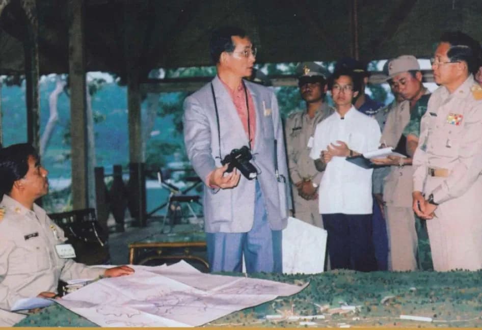 การก่อตั้ง "โรงงานหลวงอาหารสำเร็จรูปที่ 3 (เต่างอย) จังหวัดสกลนคร"